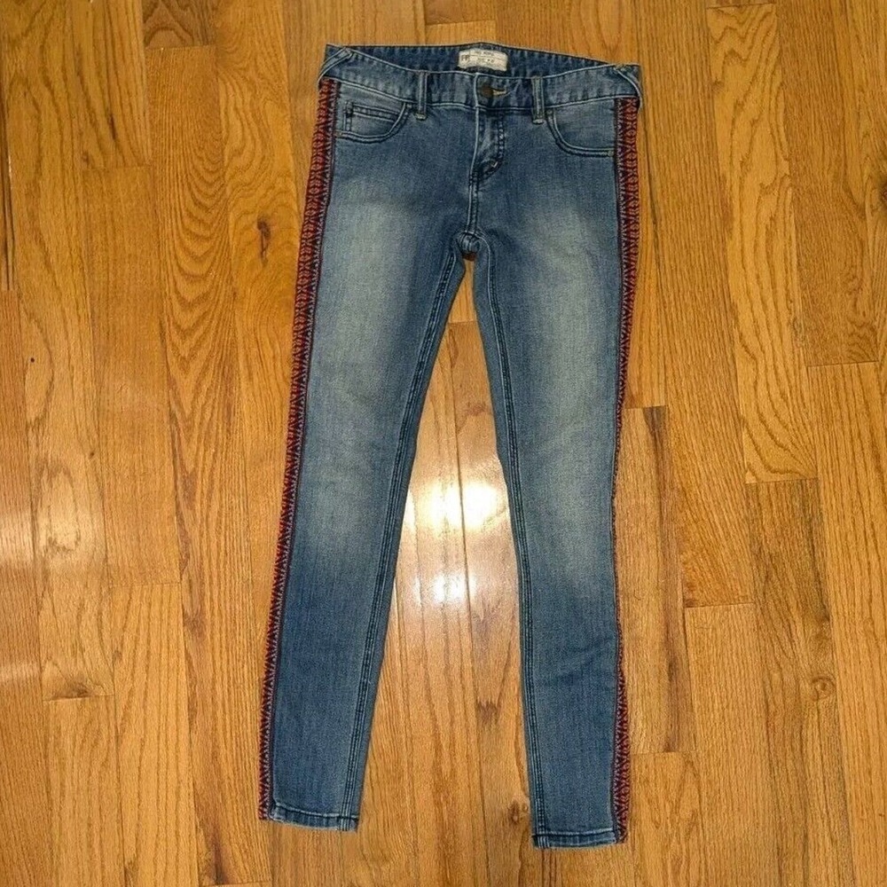 Boho Y2K Embroidered Side Stripe Skinny Jeans Free People Size 27 Festival Aztec